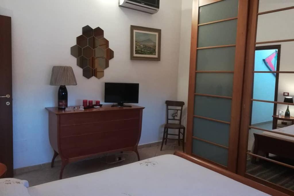Villa Emma Con Panorama Etna A 10 Minuti Dal Mare 렌티니 외부 사진